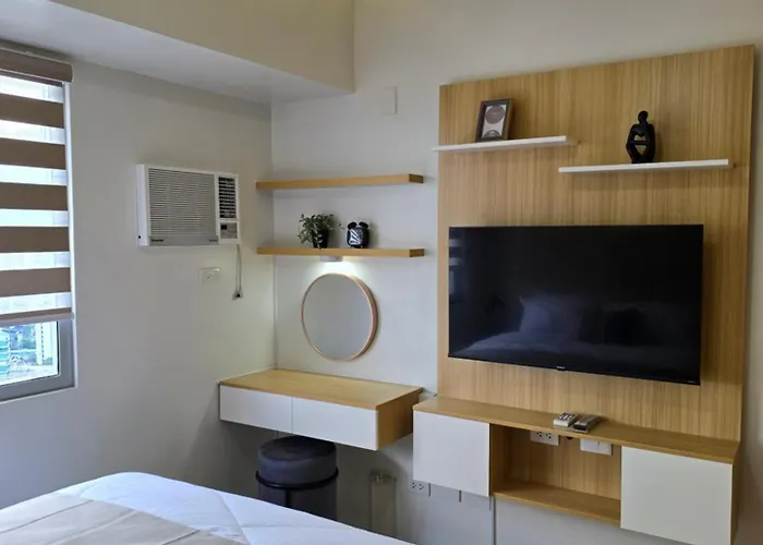 Taft East Gate Aparthotel