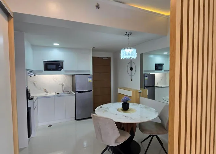 Taft East Gate Aparthotel